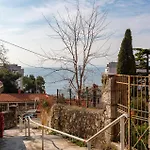 2 Bedroom Gorgeous In *