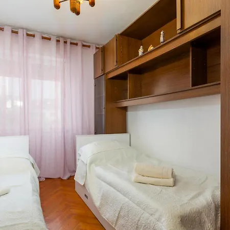 2 Bedroom Gorgeous In * غييكا