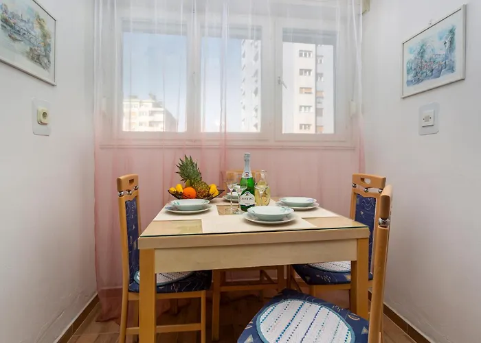 2 Bedroom Awesome In Rijeka