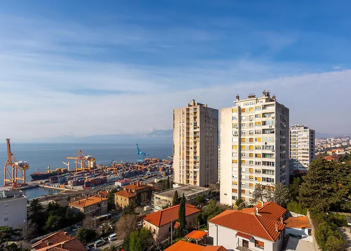 2 Bedroom Awesome In Rijeka