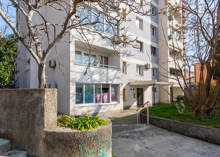 2 Bedroom Awesome In * Rijeka