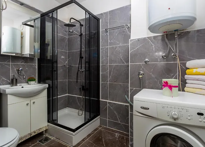 Apartmán 2 Bedroom Awesome In Rijeka